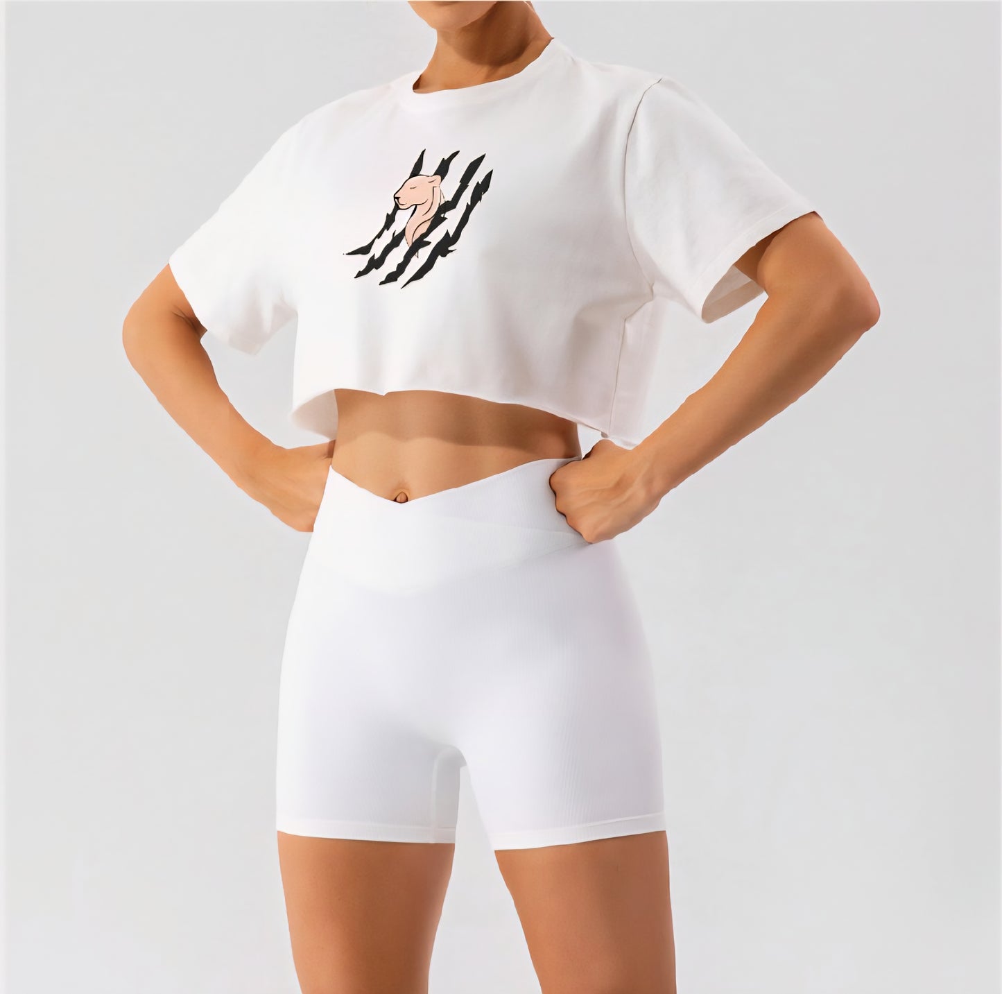 Lyonne Claw Crop T-Shirt - Active Streetwear