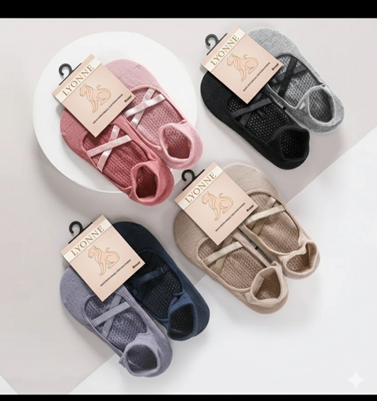 Pilates/Yoga grip socks